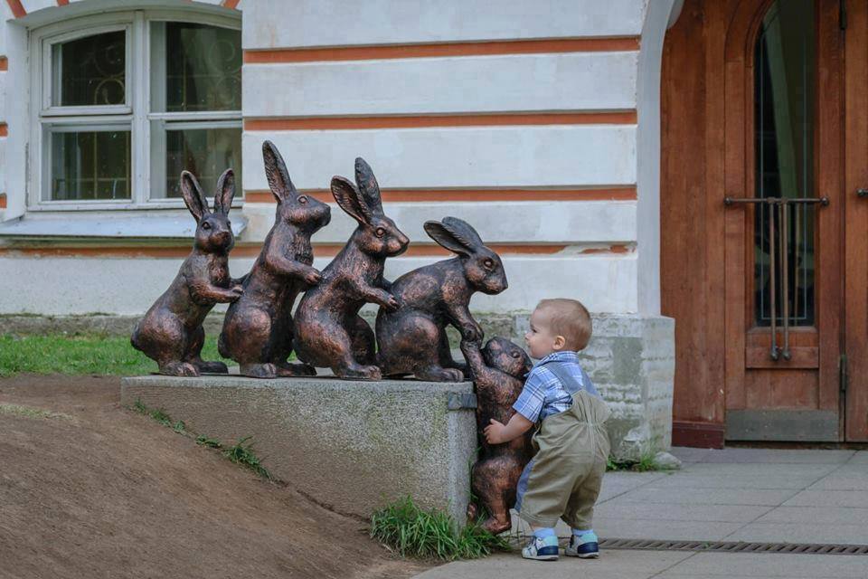 crianças escultura